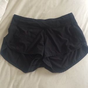 Lulu lemon speed short