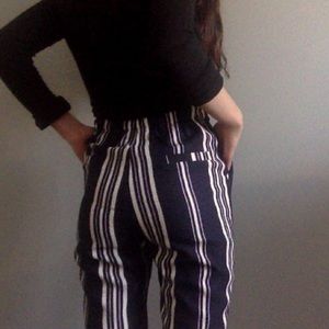 HIGH-WAISTED STRIPED PANTS
