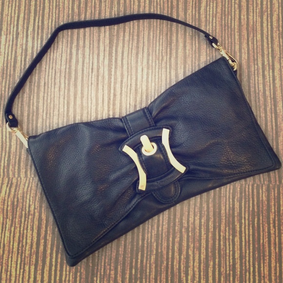 b. makowsky Handbags - NWOT B. Makowsky Leather Wristlet/Clutch/Handbag