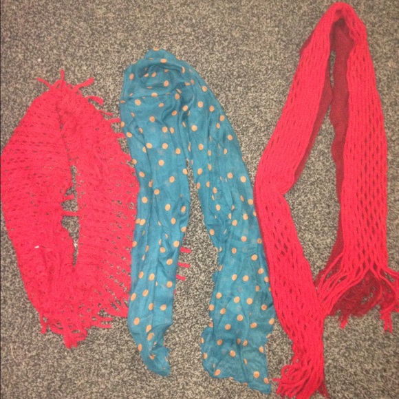 💝💥BUNDLE 3 Super Cute Scarves💥💝