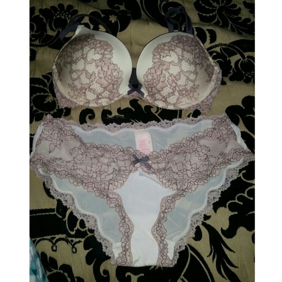 Victoria Secret Bra