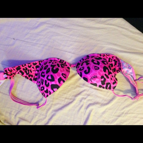 Victoria's Secret plunge push up bra