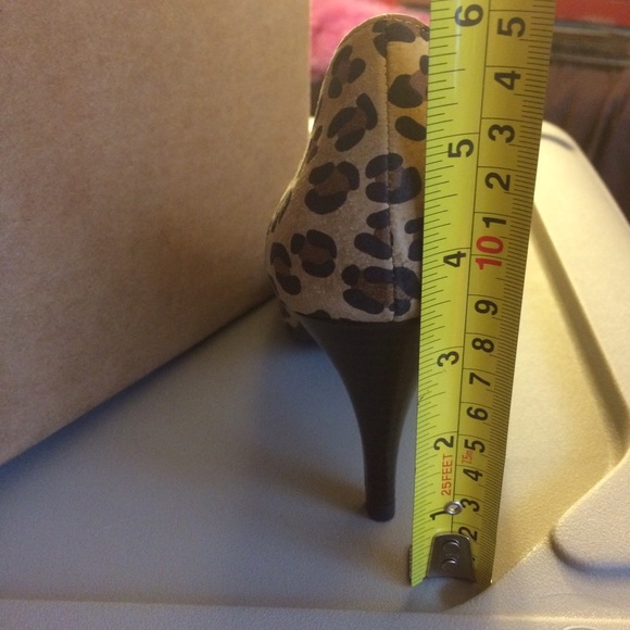 Leopard heels - Picture 4 of 4