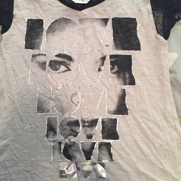 Shirt - Picture 2 of 3