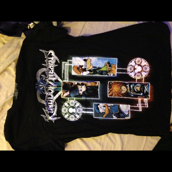Kingdom hearts t shirt