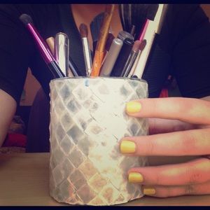Make Up Brush Glass Holder