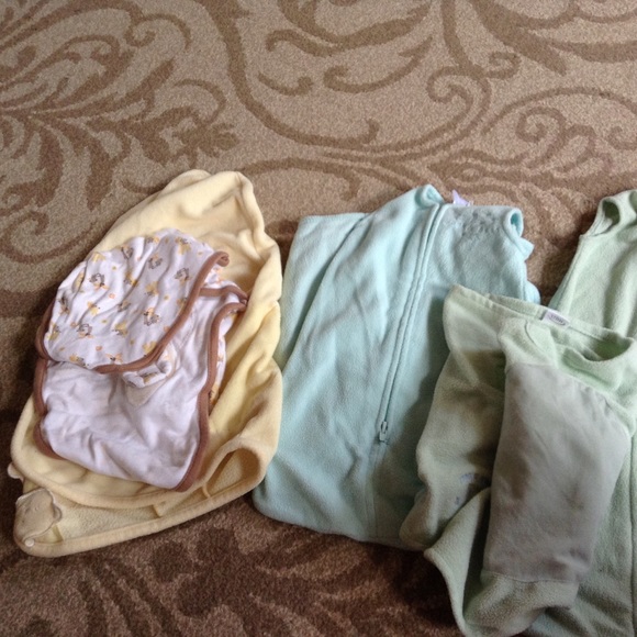 Newborn swaddle - Picture 2 of 3