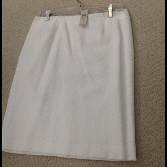 NWT Ann Taylor pencil skirt