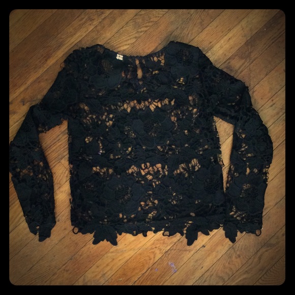 🌟BNW/oT🌟 Women's black Lace top from H&M