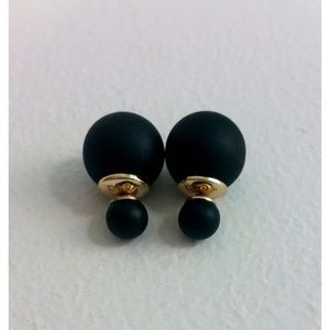 Mise en Dior design tribal double pearl earrings