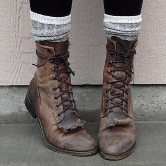 Steve Madden radiaate combat boots