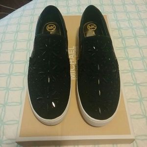 Michael kors tennis shoes reserved ....
