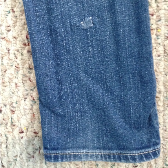 Light Wash Hollister Laguna Skinny Jeans - Picture 4 of 4