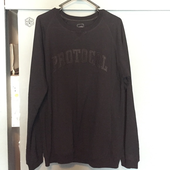 Protocol Outlook Crewneck