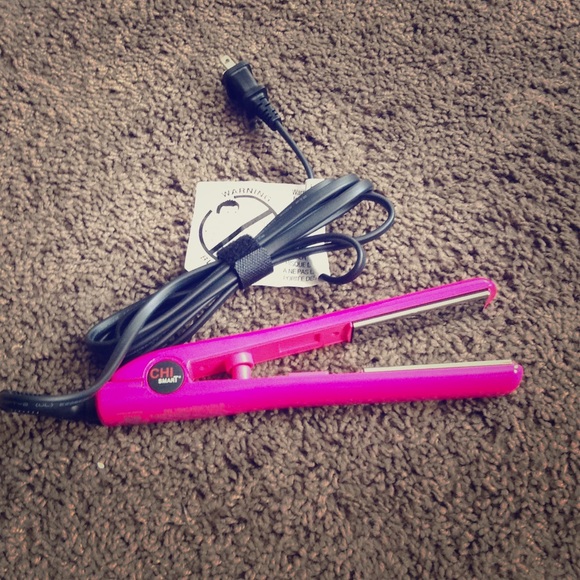 CHI Smart Travel Flat Iron
