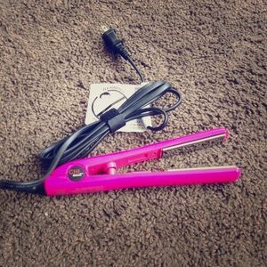 CHI Smart Travel Flat Iron