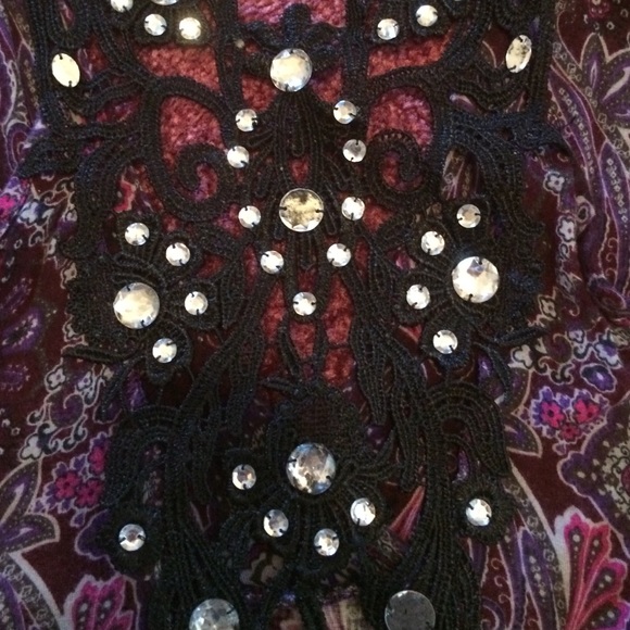 Purple printed crochet back rhinestone top - Picture 2 of 4