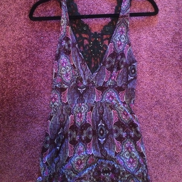 Purple printed crochet back rhinestone top - Picture 3 of 4