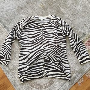 Hand, tailor, medium petite, Zebra print button down sweater