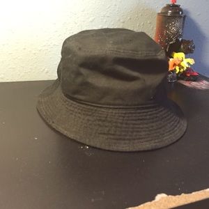 Black Bucket Hat