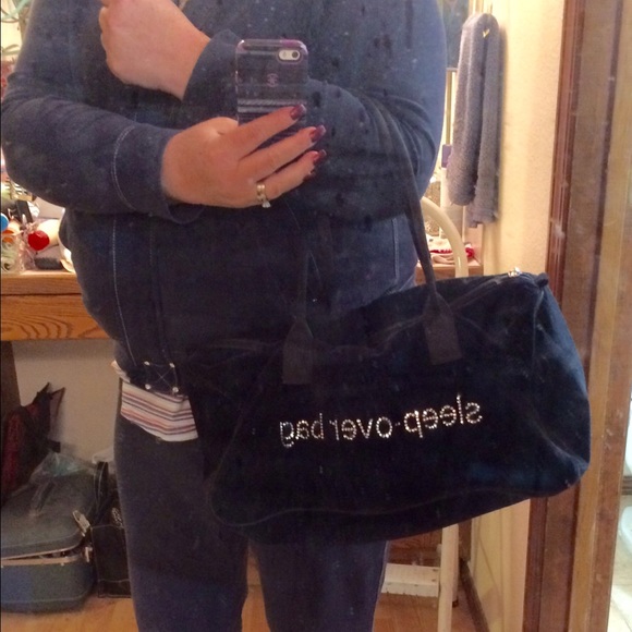 🌟Sold in a bundle🌟Black velvet duffel! - Picture 4 of 4