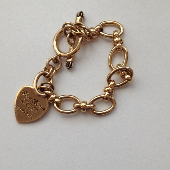Juicy Couture Accessories - 🎀Juicy Couture charm bracelet🎀