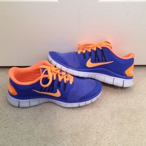 Nike Free Runs 5.0