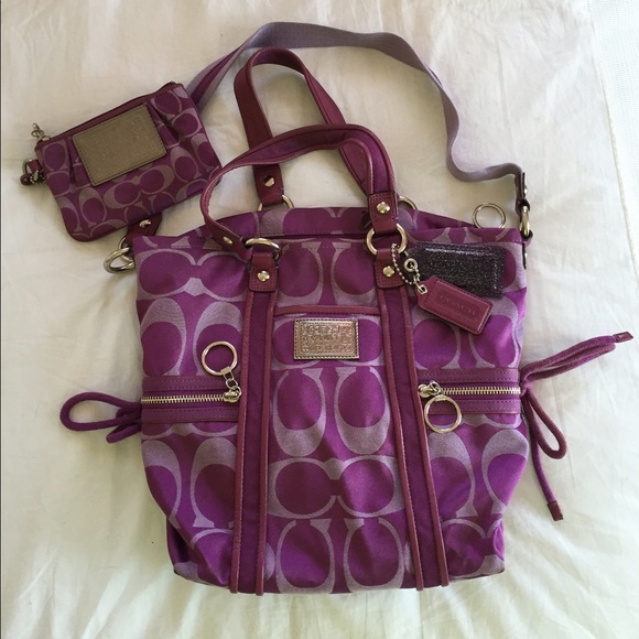 Coach purse with matching wristlet