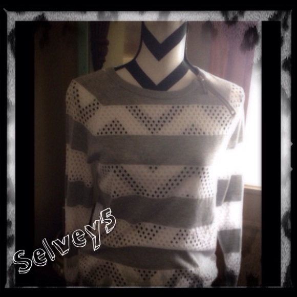 MICHAEL Michael Kors Tops - Michael KORS Perforated Logo Zipper Sweater Top