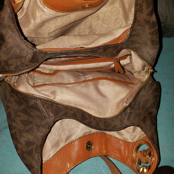 Michael kors handbag - Picture 3 of 4