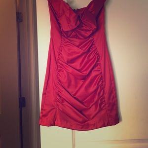 ❗️❗️SOLD❗️❗️Elegant and sexy red dress.