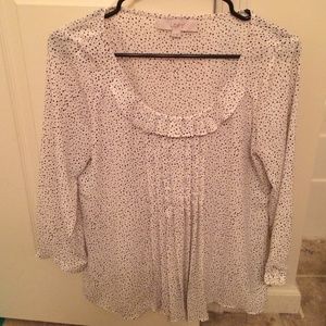 LOFT Black & White Blouse. Like new condition! 🌟