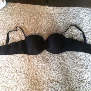 40c black pushup bra. Like new