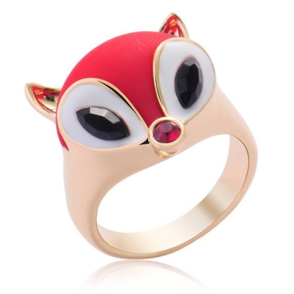 FOXY ring.