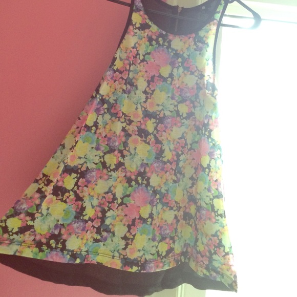 Floral Flowy Tank