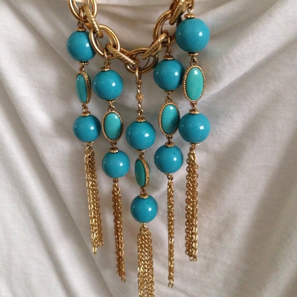 Statement necklace - Picture 3 of 3