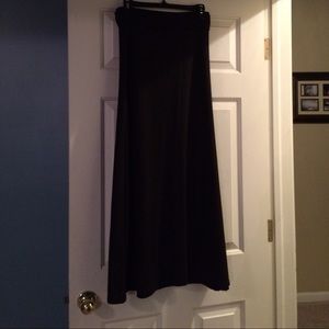 Black Maxi skirt