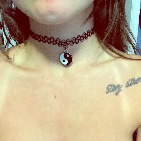 YIN YANG CHOKER ‼️☯