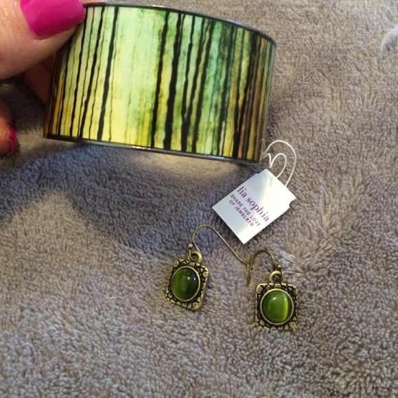 Lia Sophia bracelet and earrings set