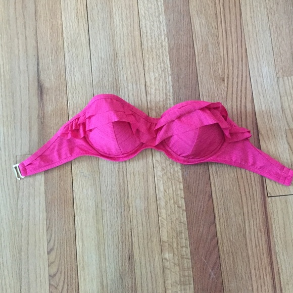 bathingsuit top - Picture 1 of 1