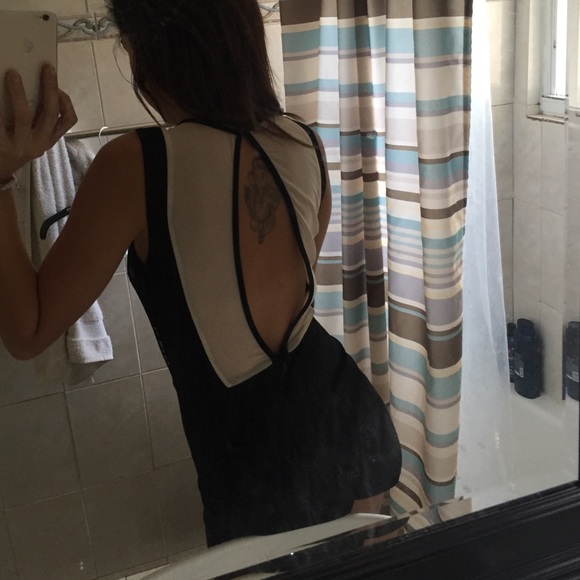 LACE ROMPER ✨ - Picture 3 of 4