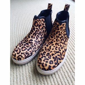 Steve Madden ELVINN Shoe