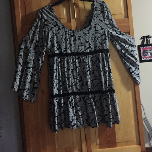 Cute flare armed dress