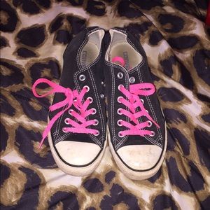 Black Converse