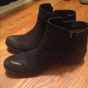 Black leather low boots
