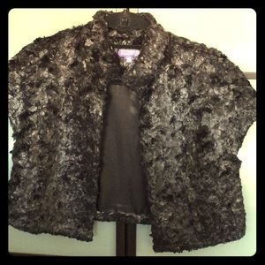 🎀SALE🎀VIVIENNE TAM faux fur bolero