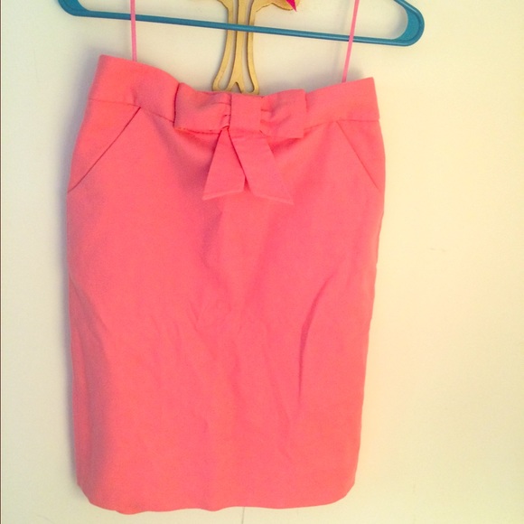 Pink bow skirt