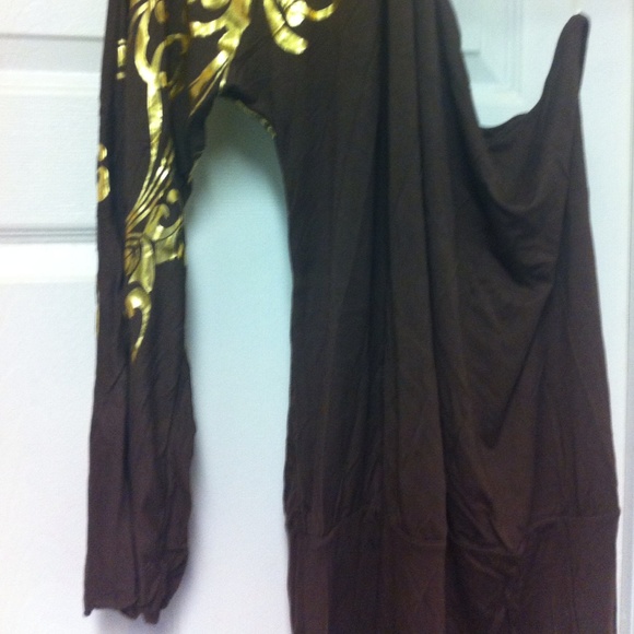 Dereon One Arm Top - Picture 2 of 4