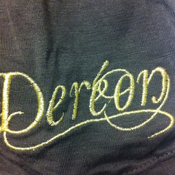 Dereon One Arm Top - Picture 4 of 4