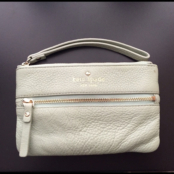 ❌SOLD ❌ Mint Kate Spade Wristlet